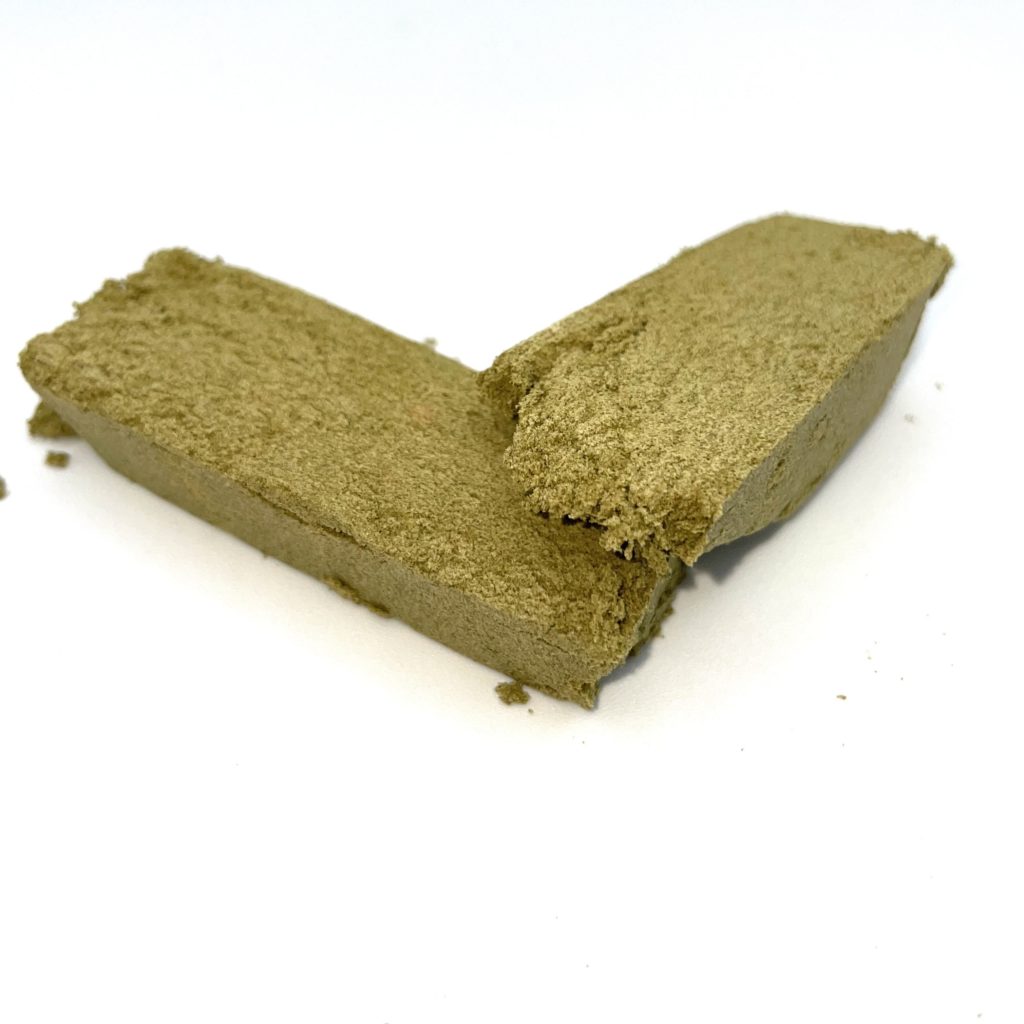Hash - Indoor Critical Gold - THC < 1% <strong>CBD ~23%</strong>