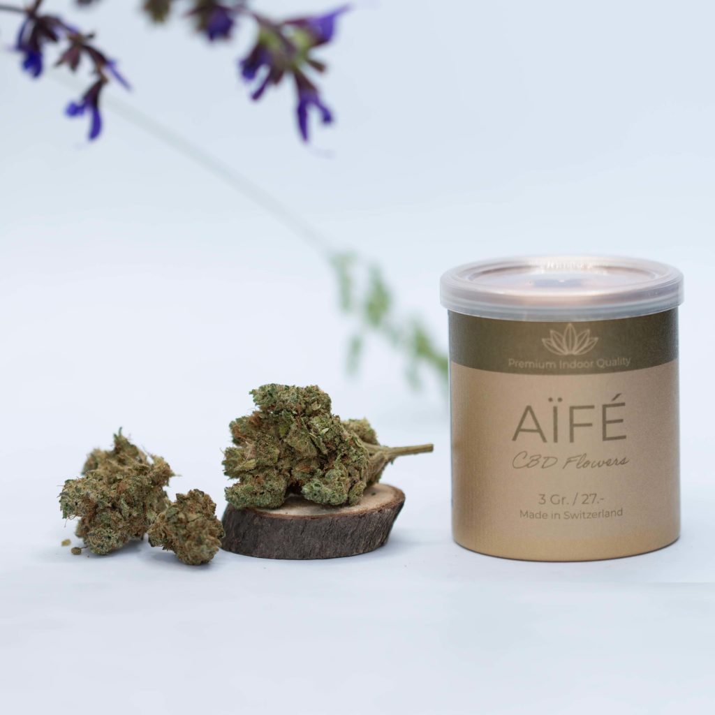 fleurs cannabis weed cbd northern light