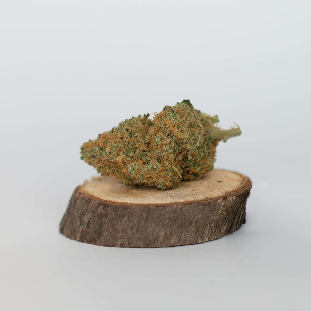fleur cannabis weed cbd pineapple express