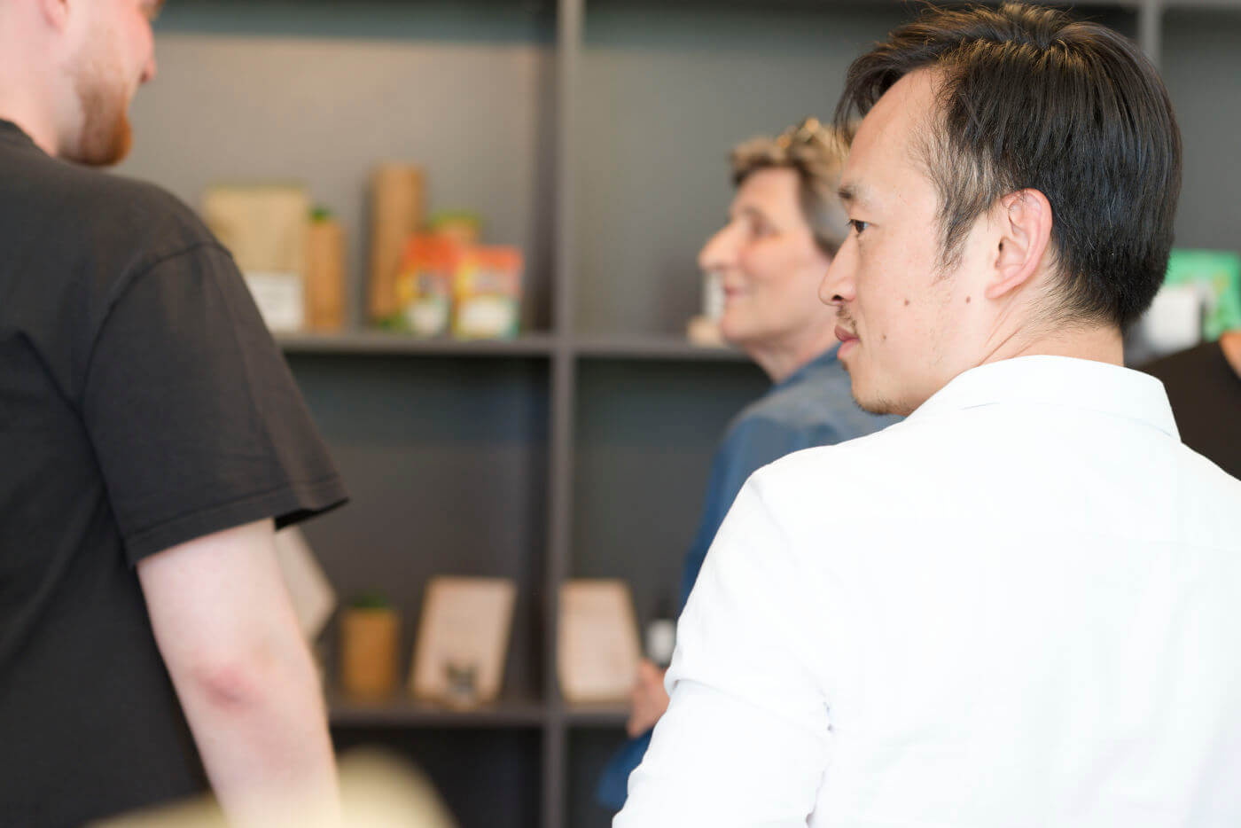 L'équipe de aïfé lors de la fête de réouverture à Lausanne.