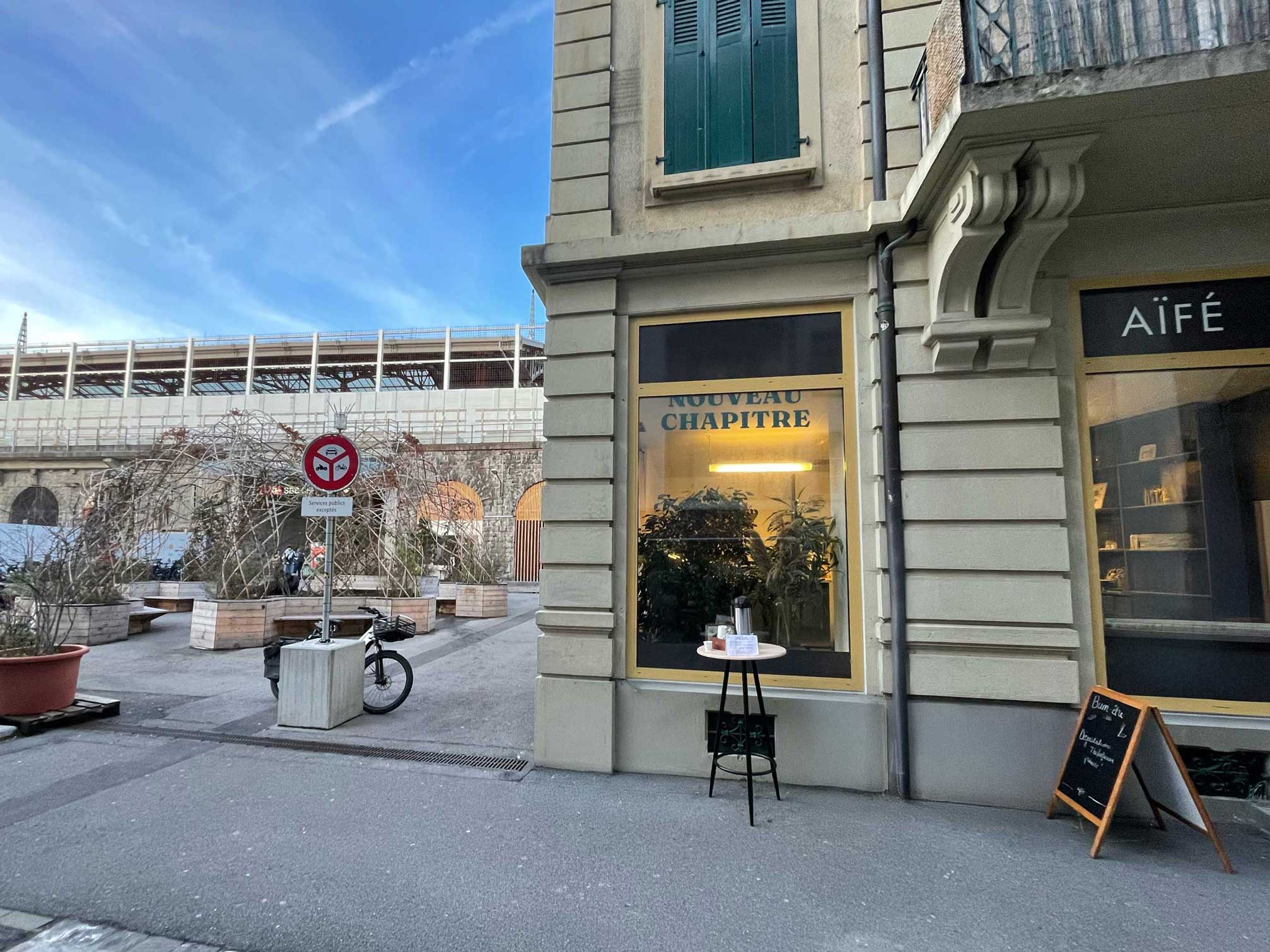 facade-boutique-lausanne façade de la boutique côté gare Lausanne sous gare